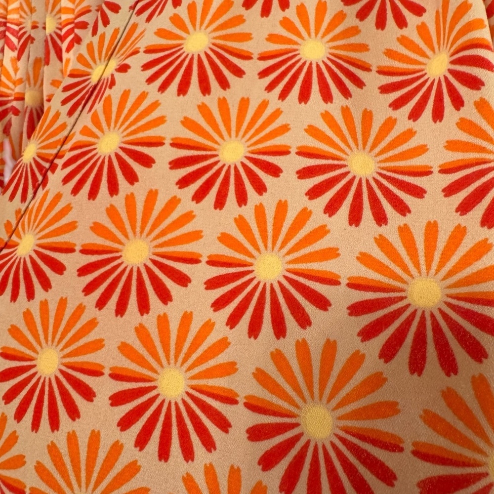 NYDJ- Bright Orange blouse- Size‎ L - Picture 2 of 5